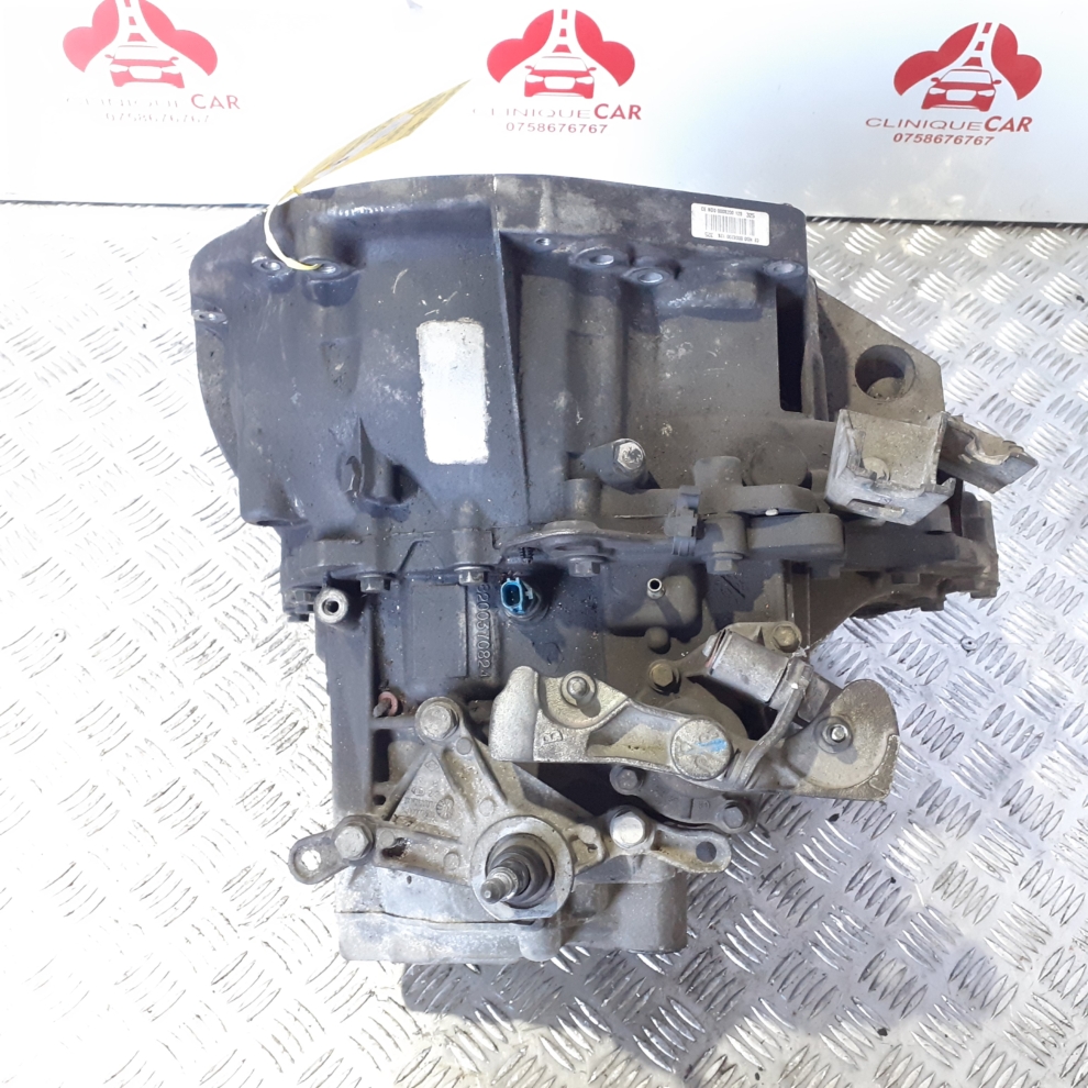 Cutie de viteza manuala 5 viteze Renault Scenic 1.9 DCI 2003-2009