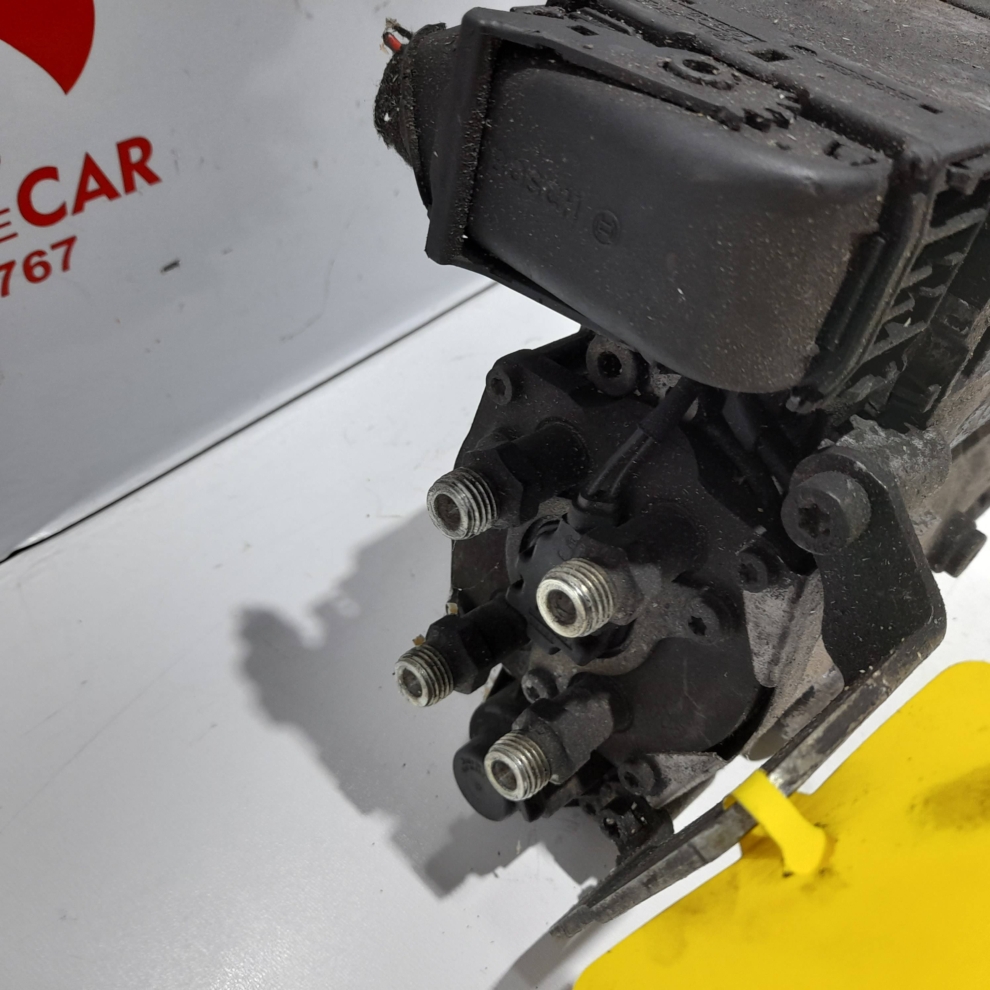 Pompă injecție Opel Astra-Zafira 2.0 Diesel | 55352864