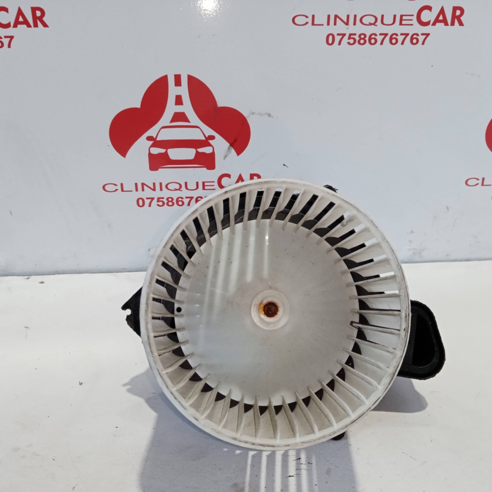 Ventilator habitaclu Fiat Panda (312) 1.2 Benzina 2012 5n8522100