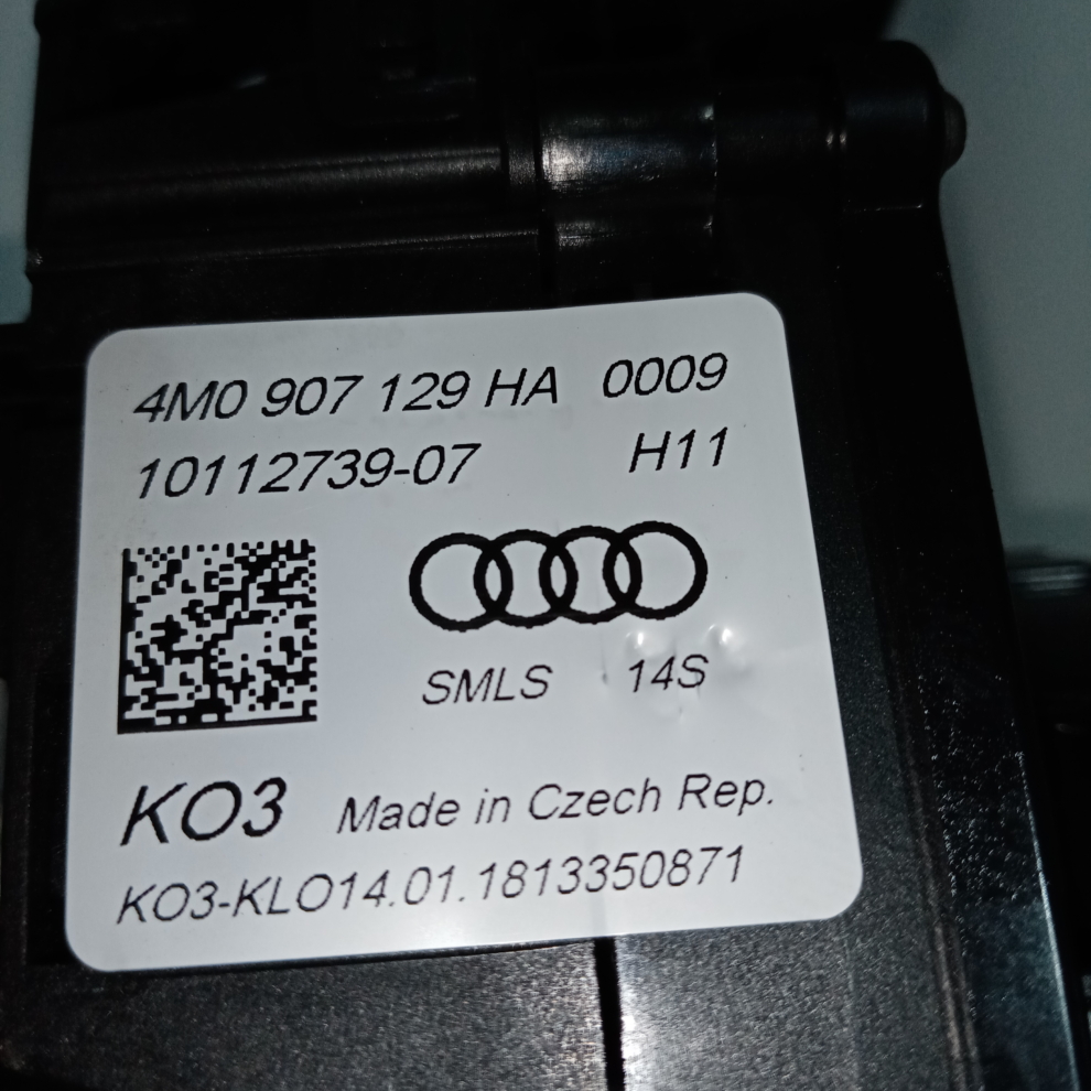 Bloc lumini + Spirala volan Audi A4 1.4 TFSI 2015--> 4M0907128HA
