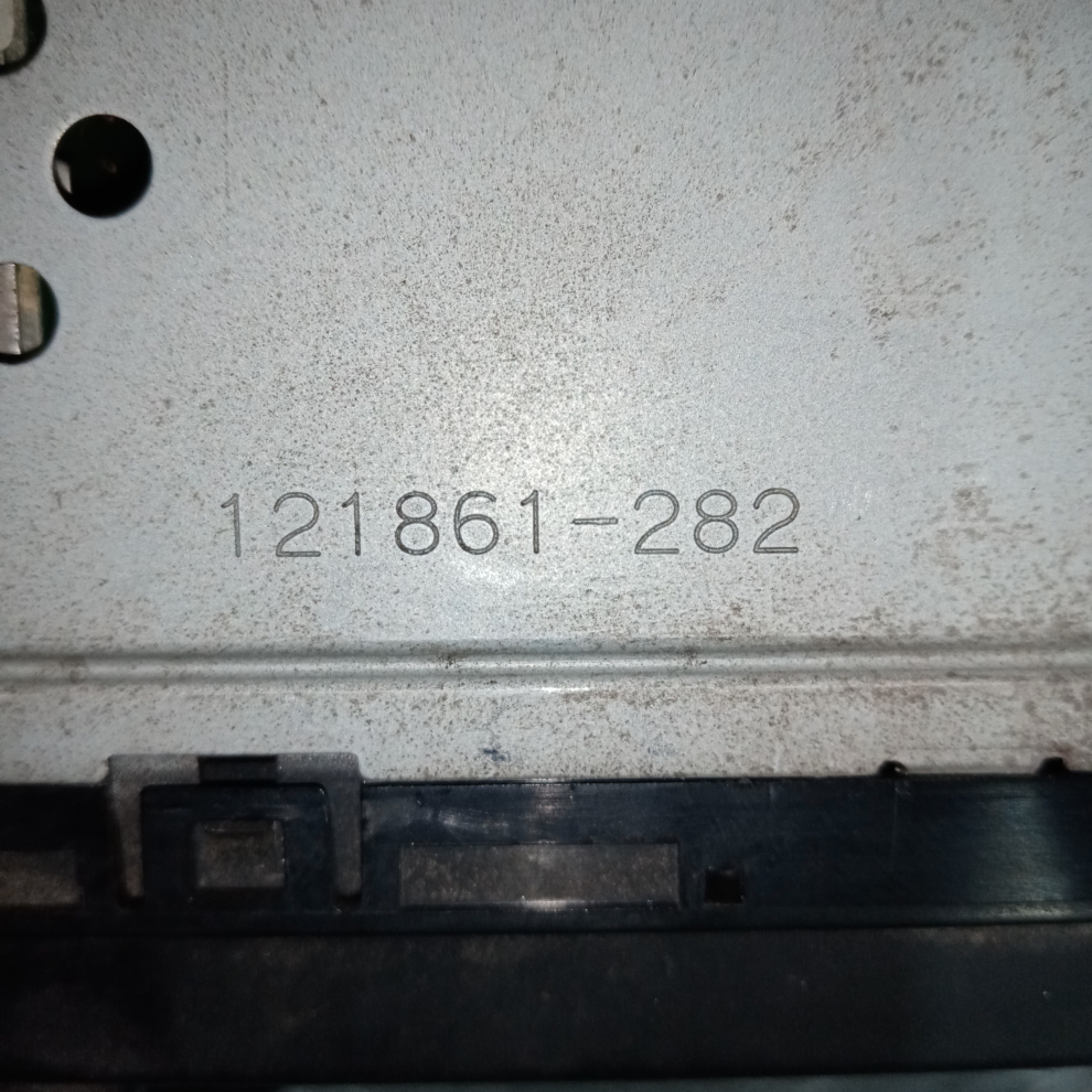 Radio cd Subaru Forester Legacy 6 2000-2005 121861-282