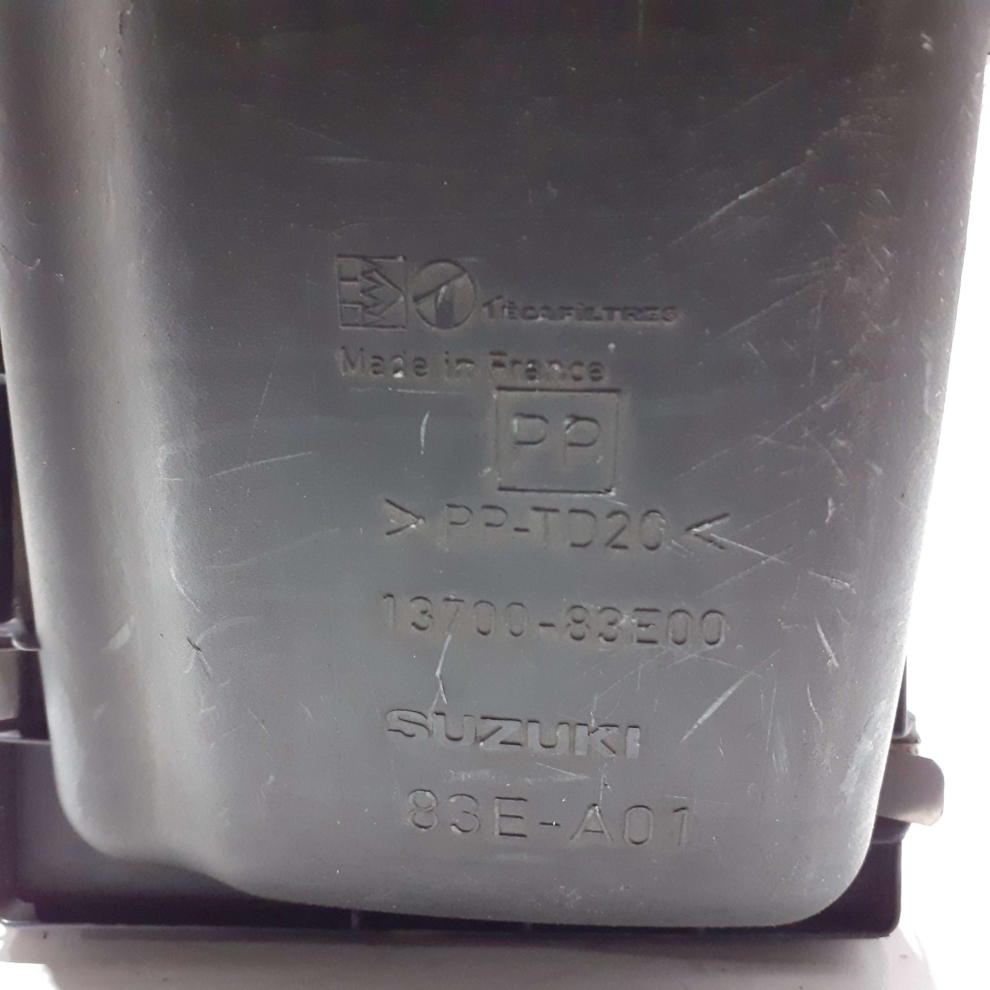 Carcasa filtru aer Suzuki Wagon 1.3 B 2002 1370083E00