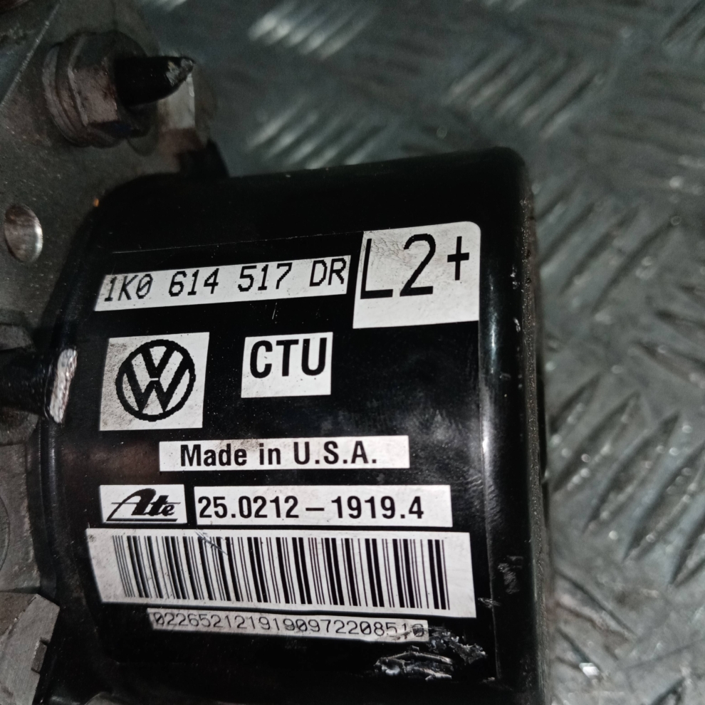 Pompa ABS VW Golf VI 1.6 TDI 1K0614517DR