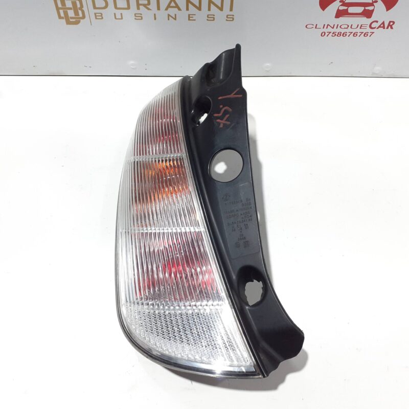 Stop stanga Lancia Ypsilon II 2006-2011