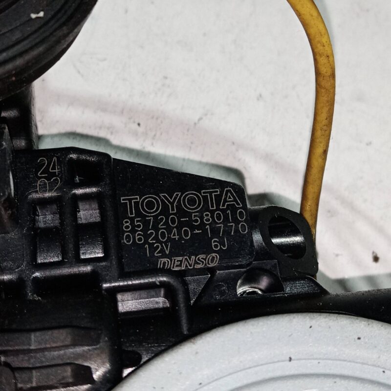 Macara geam cu motoras stanga fata Toyota Prius 2003-2009