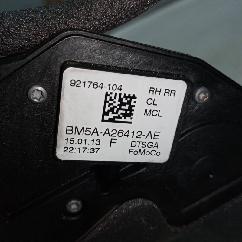 Incuietoare dreapta spate Ford Kuga 2013