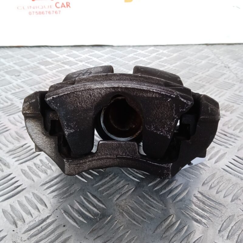 Etrier dreapta fata BMW Seria 2 F45 2.0D