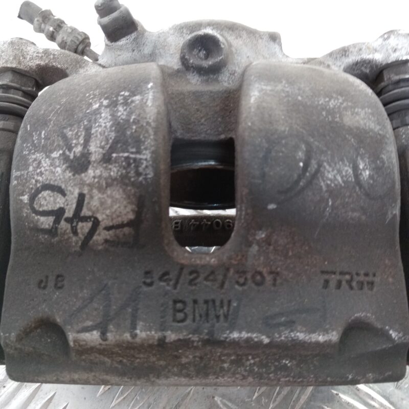 Etrier dreapta fata BMW Seria 2 F45 2.0D