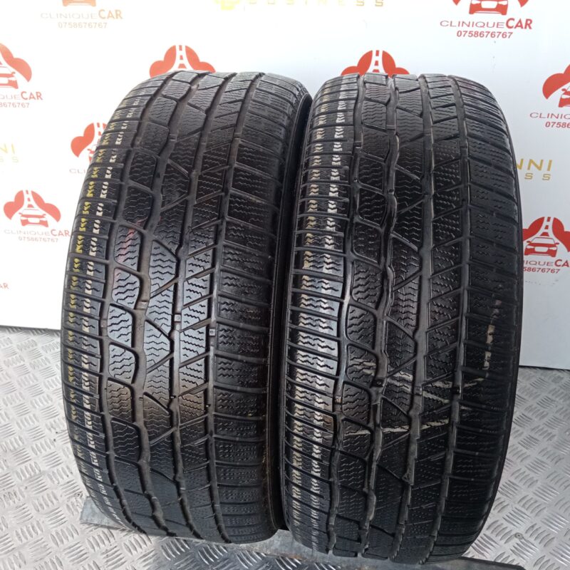 Anvelope Second-Hand M+S 235/45/R19 99V Continental