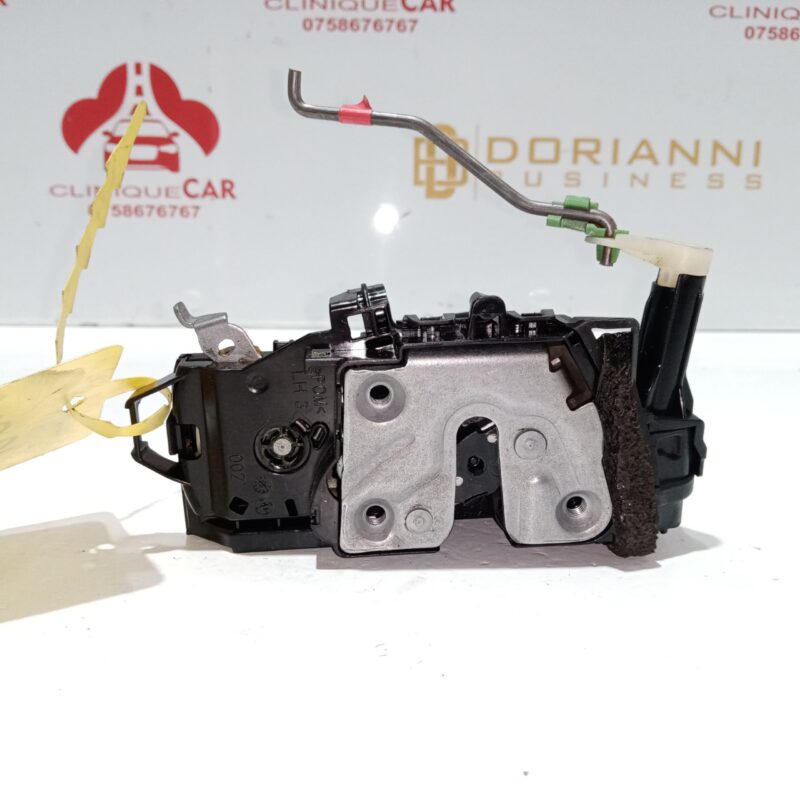 Broasca portiera stanga fata Nissan Micra V 2016 - 2021