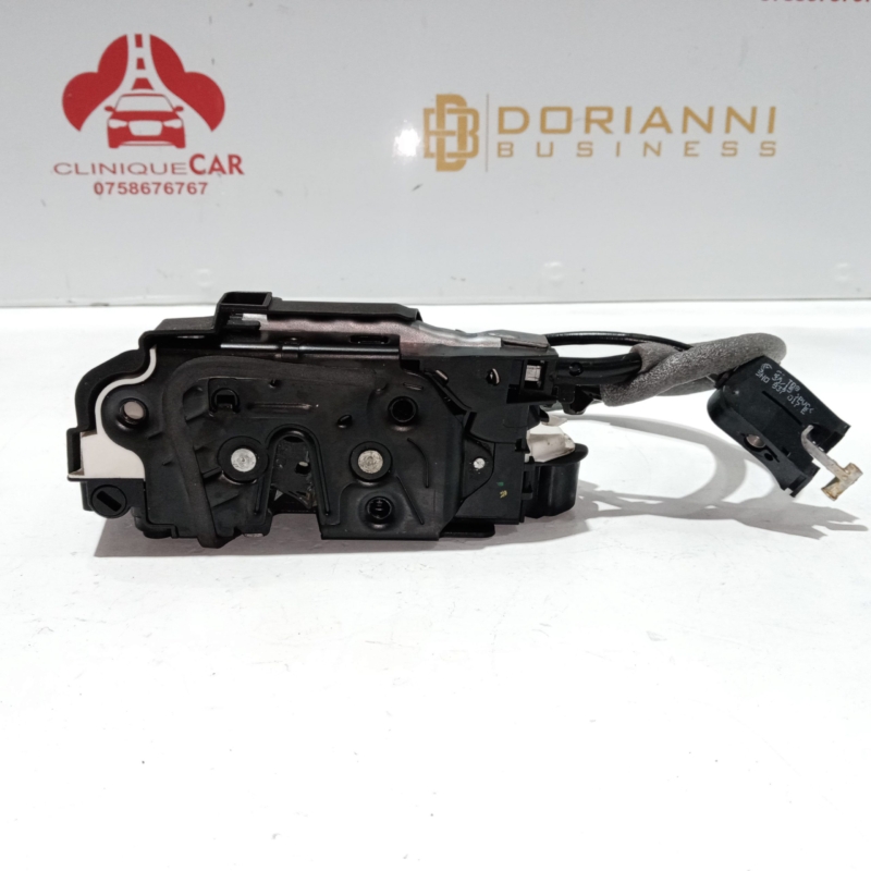 Broasca portiera dreapta spate VW Golf VII 2012 - 2020