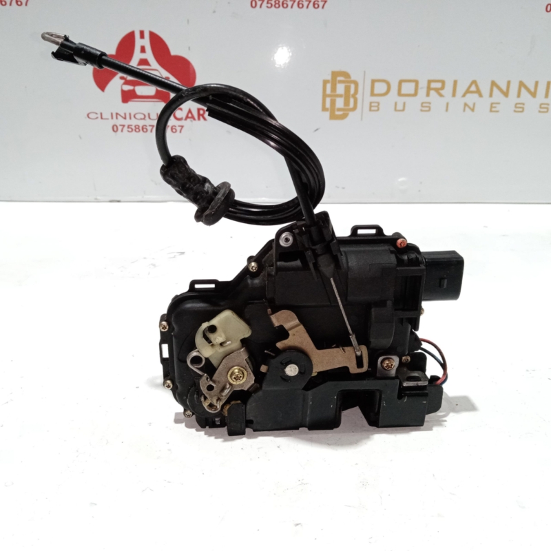 Broasca portiera stanga fata VW Seat Skoda Fabia I - imagine 3