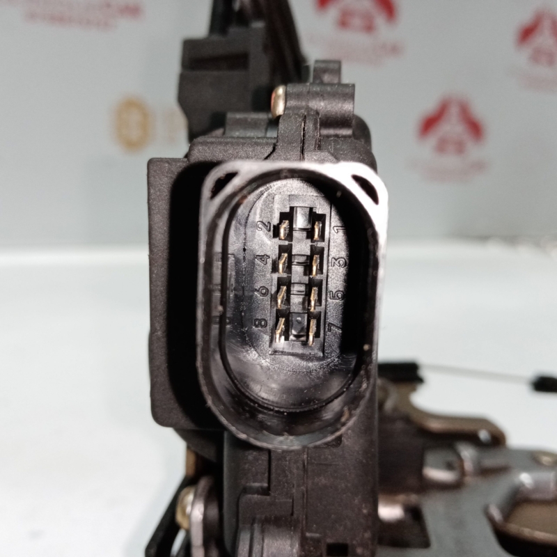 Broasca portiera stanga fata VW Seat Skoda Fabia I - imagine 5