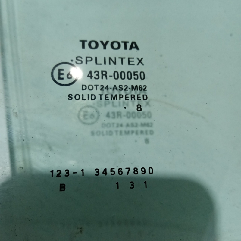 Geam dreapta fata Toyota Avensis 2003 – 2009