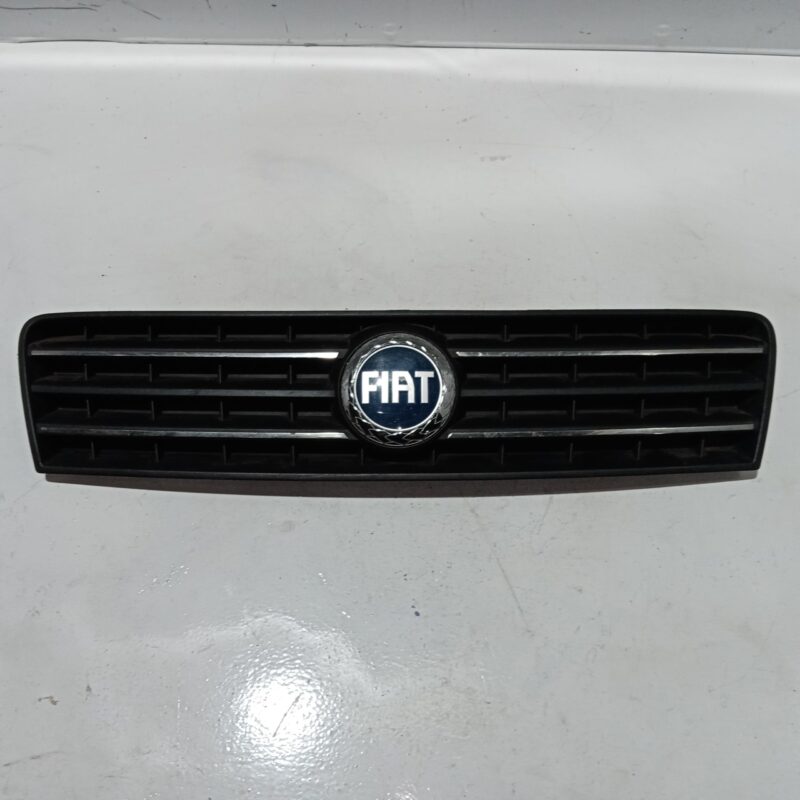 Grila frontala Fiat Punto 2003-2007