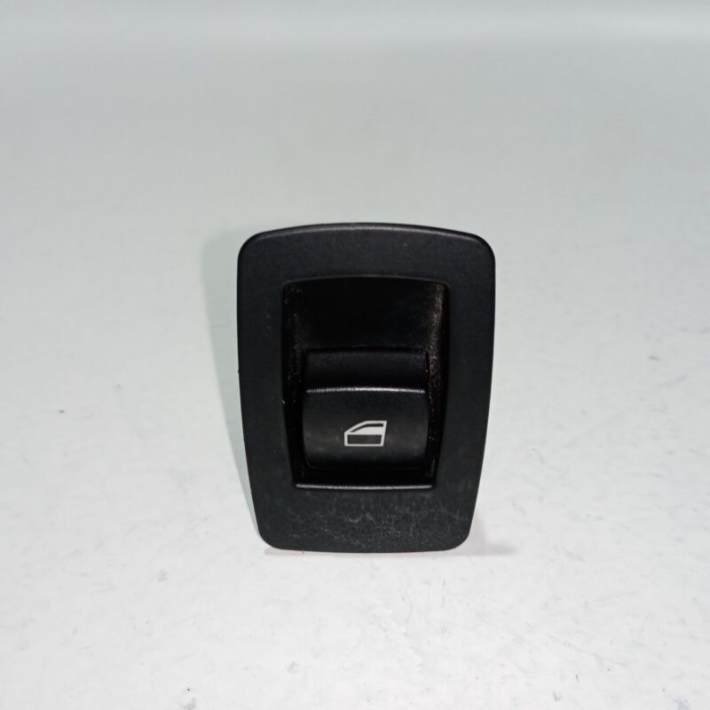 Buton comanda geam stanga spate BMW X1 E84 2009-2015