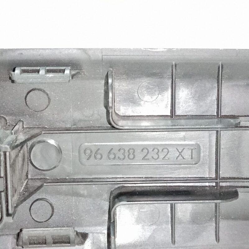 Buton comanda geam dreapta fata Citroen DS3 2009 – 2015