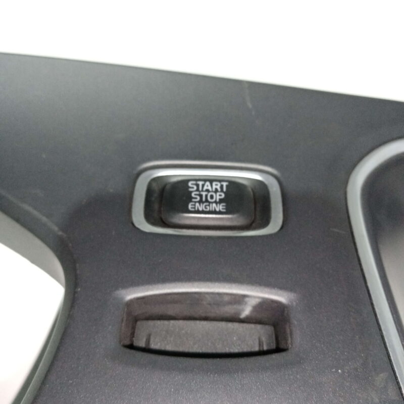 Ornament bord buton start stop imobilizator Volvo V40 2015-2019