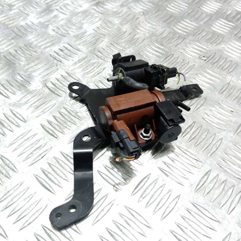 Supapa vacuum Ford Volvo 2.0D