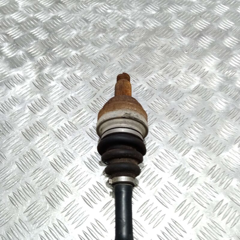 Planetara stanga spate BMW E81 E87 E88 E90 E92 E89 2.0-3.0