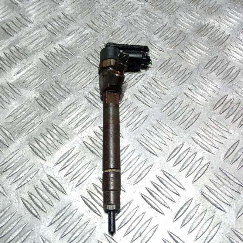Injectoare Mercedes CL203 C209 2.2D
