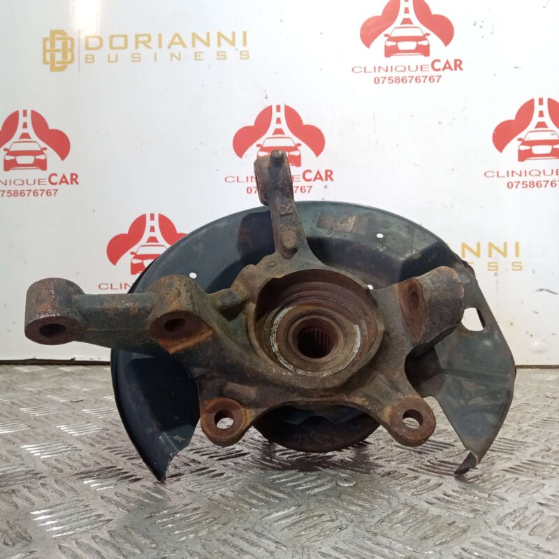 Fuzeta Dreapta Toyota Yaris Verso 1999-2005