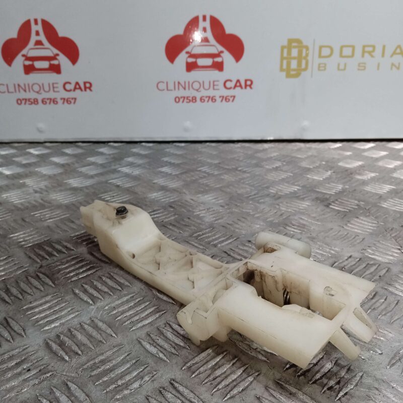 Maner portiera exterior dreapta spate Ssangyong Tivoli 2015 – 2021 - imagine 3