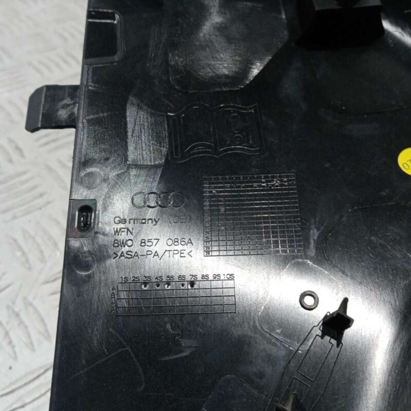 Ornament Capac Bord Fata Dreapta Audi A4 A5 S4 S5 2017-2023 - imagine 5
