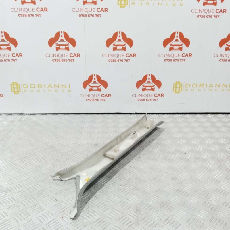 Trim / Ornament Stalp Fata Dreapta A4 B9 2015-2024 - imagine 4