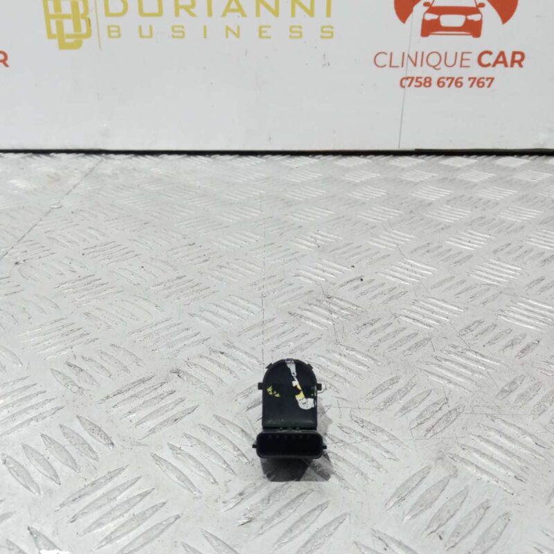 Senzor Parcare Fata Hyundai i20 i30 ix20 2007-2019 - imagine 3