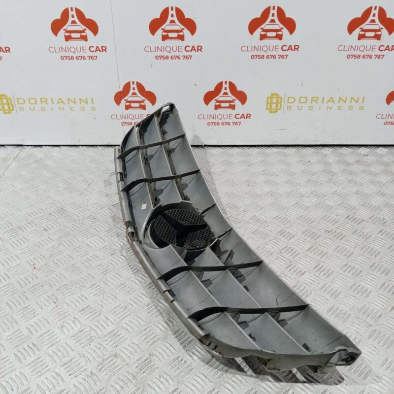 Grila Centrala Mercedes-Benz B-Class W245 2005-2011 - imagine 3