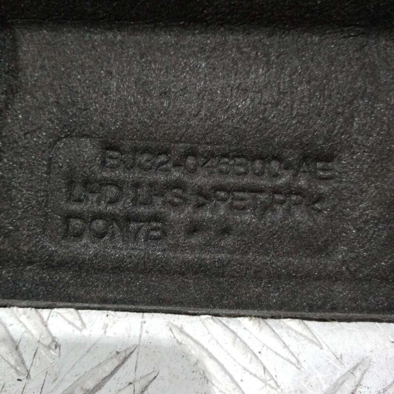 Ornament Izolare Sub Torpedou Land Rover Range Rover Evoque 2011-2021 - imagine 5