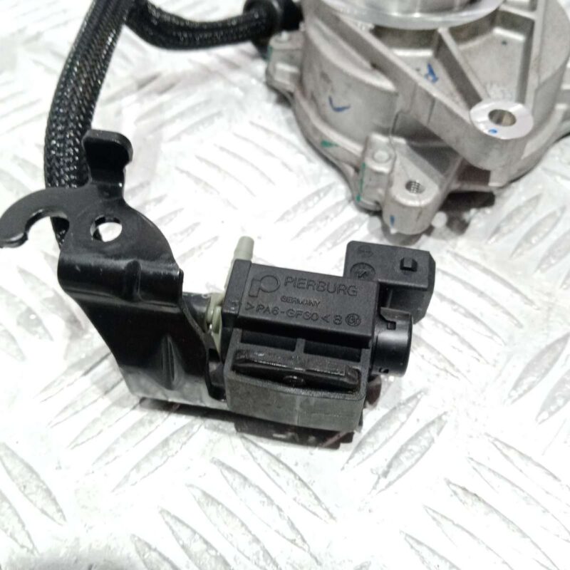 Pompa Vacuum  Volvo V90 XC60 XC90 2.0D Mild Hybrid 2019-2025 - imagine 2
